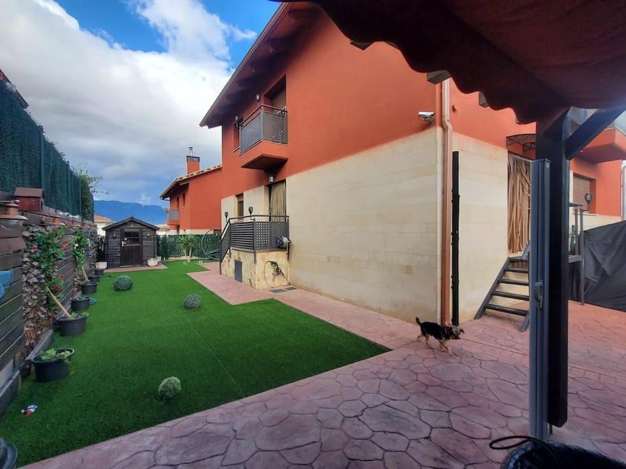 Chalet Entero En La Rioja Villa Briones Exterior photo